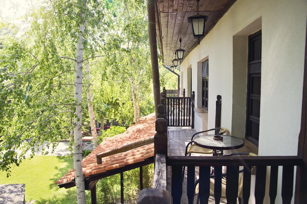 Family Hotel Fenerite Габрово Экстерьер фото